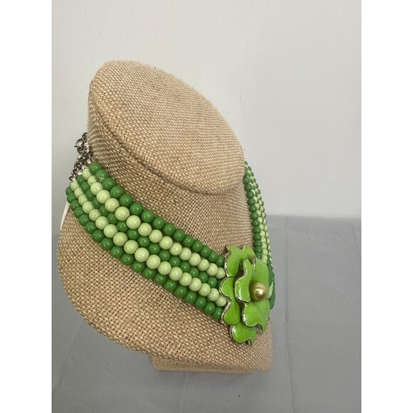 Vintage Green Beaded Necklace With Large Flower Pendant & Gold Accents - Picture 3 of 5